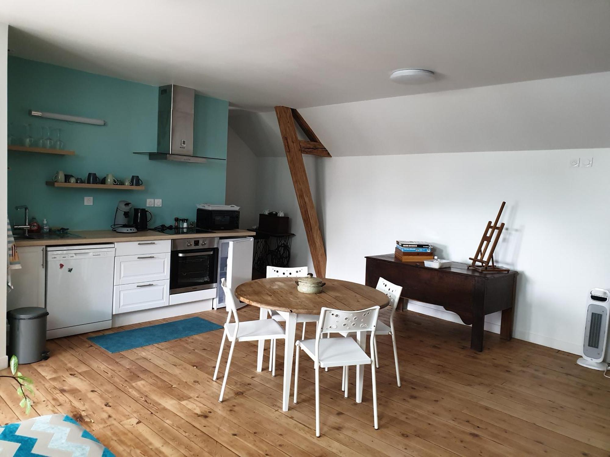 L 'Appartement Du Rocher Château-du-Loir Exterior foto